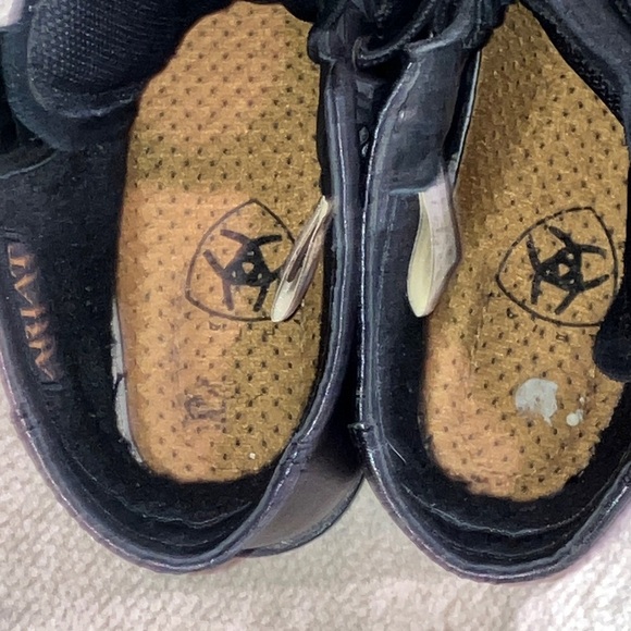 Ariat Men's size 9 wide Black laced Leather heritage kiltie Boots style 32501 - Picture 4 of 16